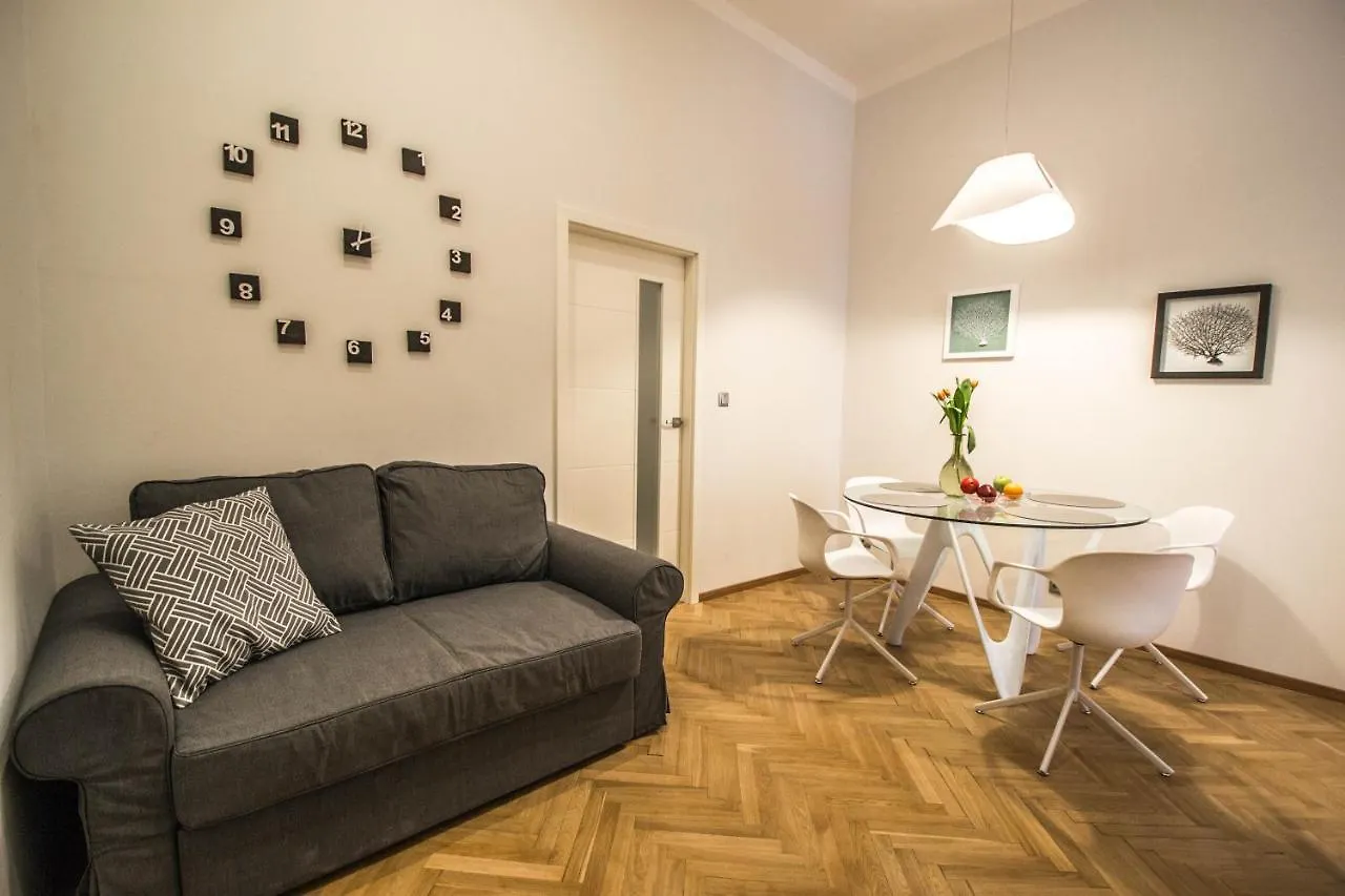 Jacuzzi Apartment By Ruterra Prague Czech Republic
