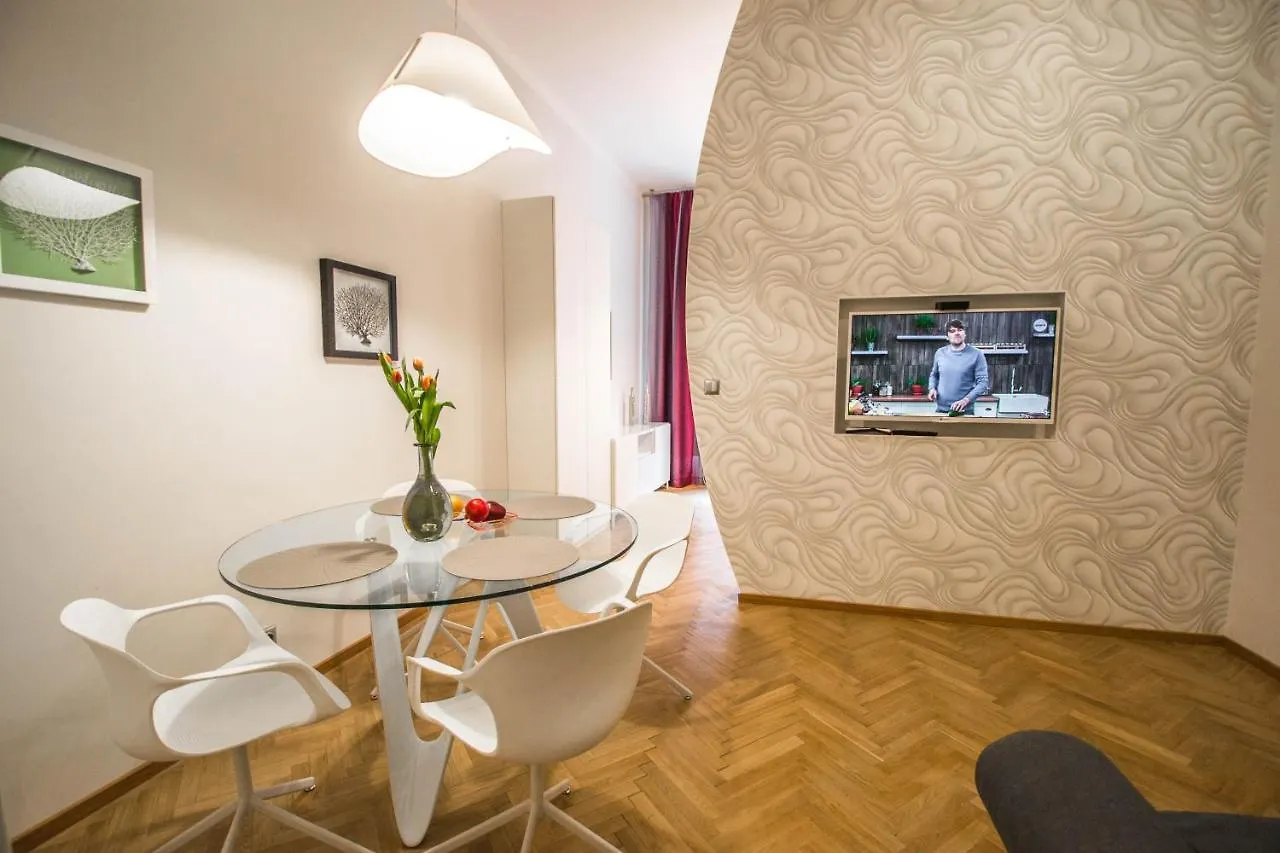 Jacuzzi Apartment By Ruterra Prag Çek Cumhuriyeti